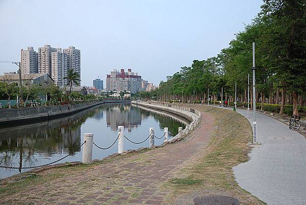 DSC_2872s.jpg DSC_2872s.jpg