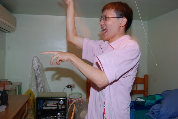 發招啦 發招啦
