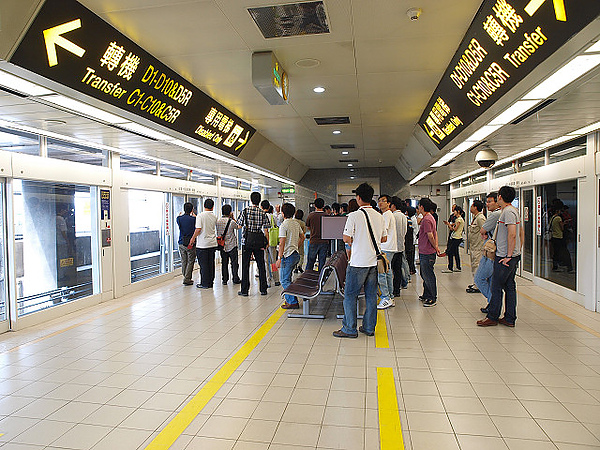 KA052660.jpg KA052660.jpg