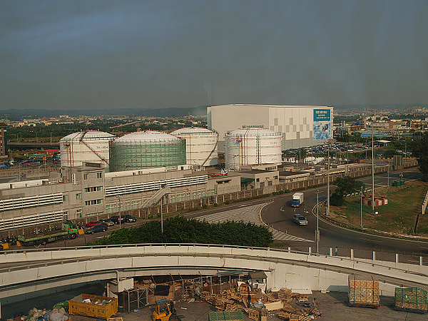 KA042400.jpg KA042400.jpg
