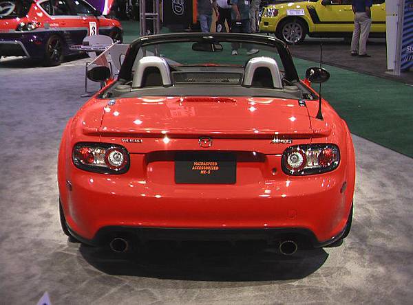 2008_mazda_mx5_rear_l.jpg