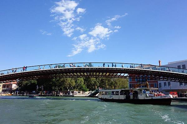 DSC05985.jpg DSC05985.jpg