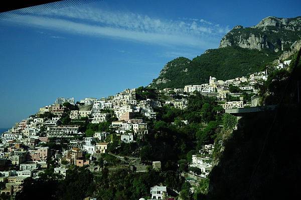 DSC03700.jpg DSC03700.jpg