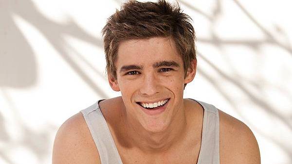 Brenton Thwaites