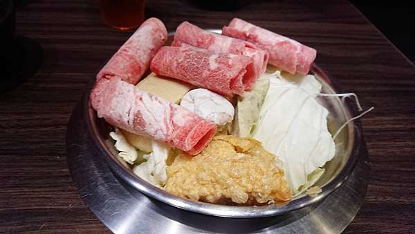 台南食記 永康區熊本鍋物 麻辣鍋海鮮鍋泡菜鍋 平價小火鍋 24小時營業 這是哈魯的小人物上籃 痞客邦