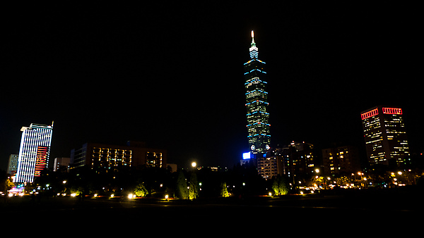 轉存-1040191.jpg