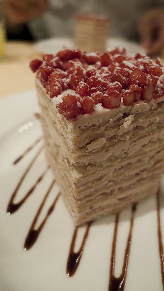 甜點-木莓蛋糕