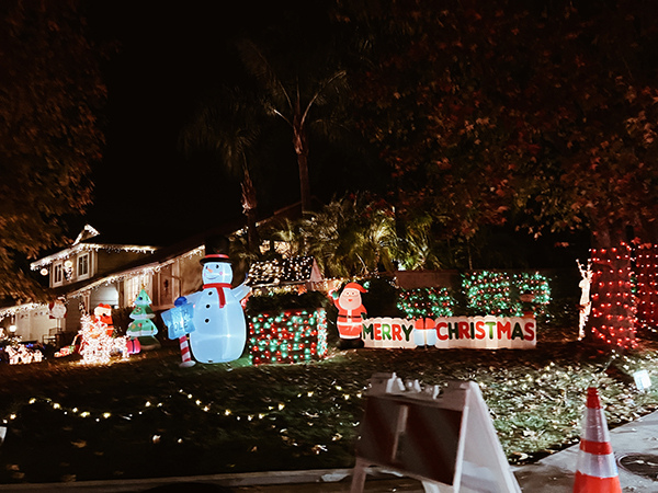 L.A. |  Brea Christmas Light N