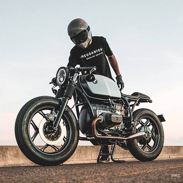 2019-04-19-02-BMW-R.jpg 2019-04-19-02-BMW-R.jpg