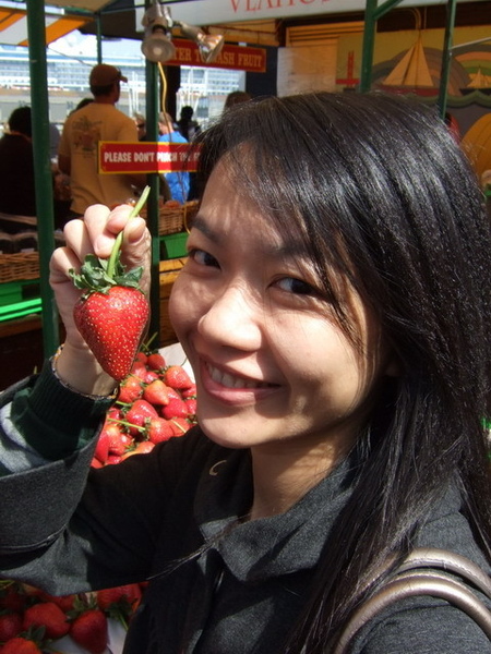 舊金山-漁人碼頭,超大草莓,美國什麼都好大