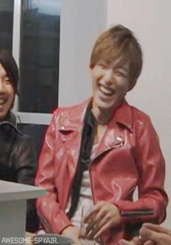 tumblr_nkdh5lJyKd1so1as6o2_250.gif