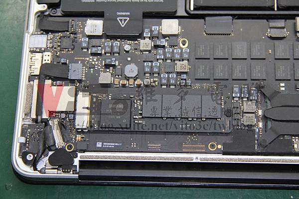 Macbook Pro 13吋 A1502 2014年 硬碟