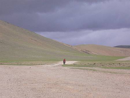 藏北無人區騎腳踏車的瘋子_16:00左右遇見 2005:07:23 16:14:50