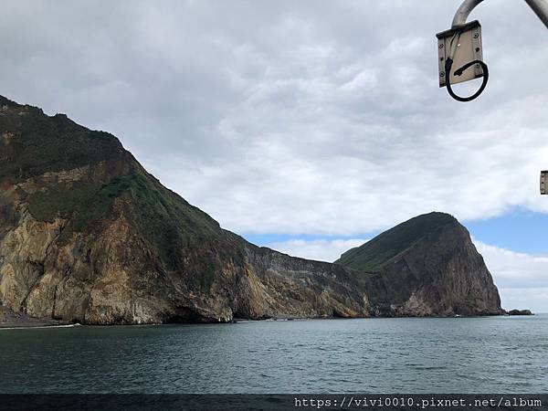 龜山島賞鯨登島半日遊心得，來登上龜山島吧！賞鯨、登繞島一起玩