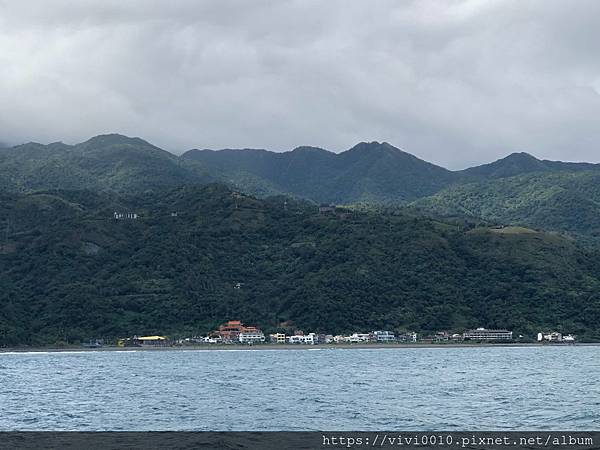 龜山島賞鯨登島半日遊心得，來登上龜山島吧！賞鯨、登繞島一起玩