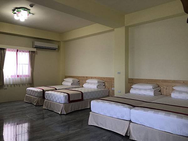 IMG_3700.JPG IMG_3700.JPG