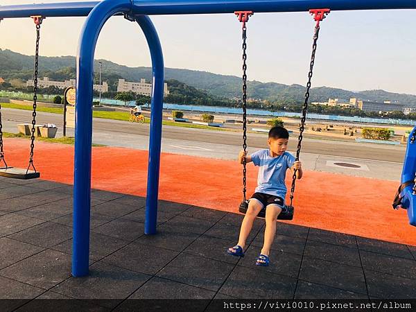 大佳河濱公園_200429_0034.jpg
