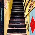 樓梯好陡_200902_0.jpg