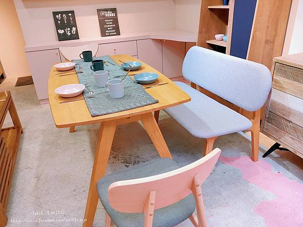 亿家俱批发仓库中山店 (1).jpg 亿家俱批发仓库中山店 (1).jpg
