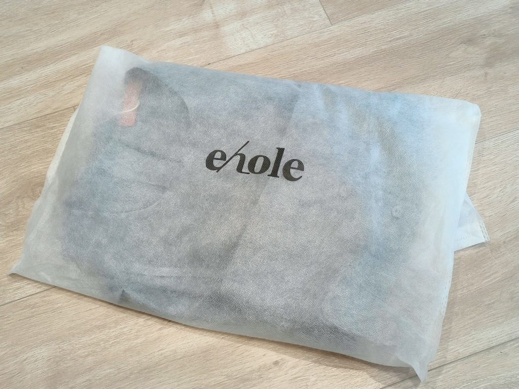 【穿搭纪录】ehole衣洞开箱，优雅好质感女装｜dcard网