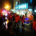 20110215拍攝於武轎踩街037.jpg