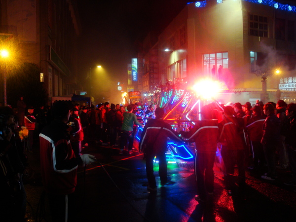 20110215拍攝於武轎踩街220.jpg