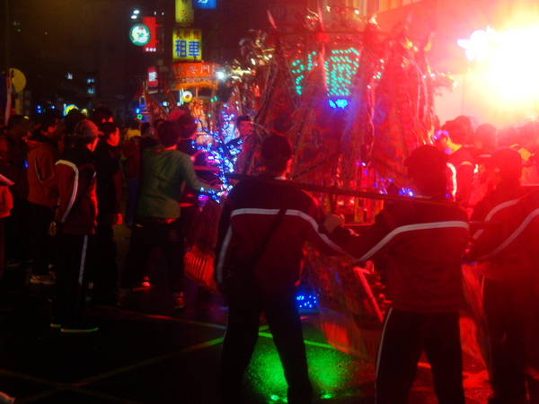 20110215拍攝於武轎踩街224.jpg