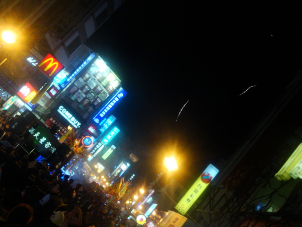 20110215拍攝於武轎踩街191.jpg