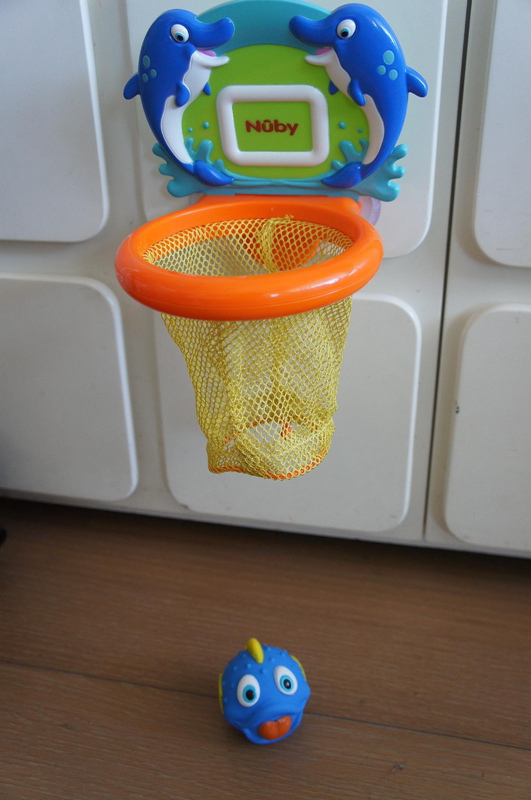 NUBY洗澡玩具-小魚投籃組