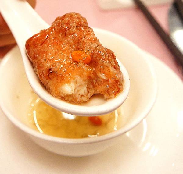 玉泉料理紅露酒民緯魴魚