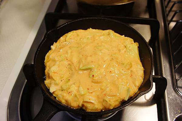 黏踢踢雞肉麵與大阪煎