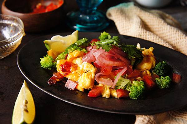 泰式涼拌炒雞蛋