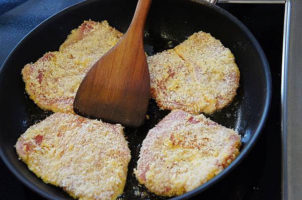 Panasonic 蒸烘烤微波爐