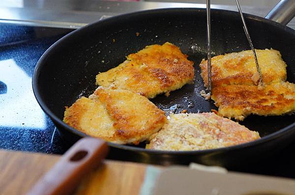 Panasonic 蒸烘烤微波爐