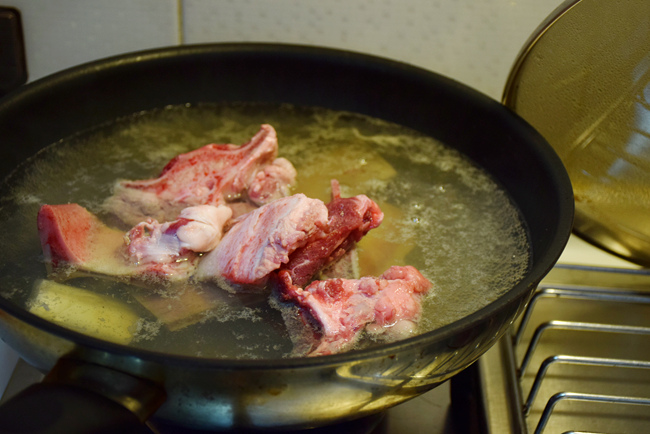 大古鑄鐵鍋清燉牛肉雪濃湯