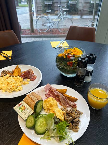 2024.08.30比利時中世紀睡美人～布魯日<br> <br> <br> <br> <br> <br> <br> 