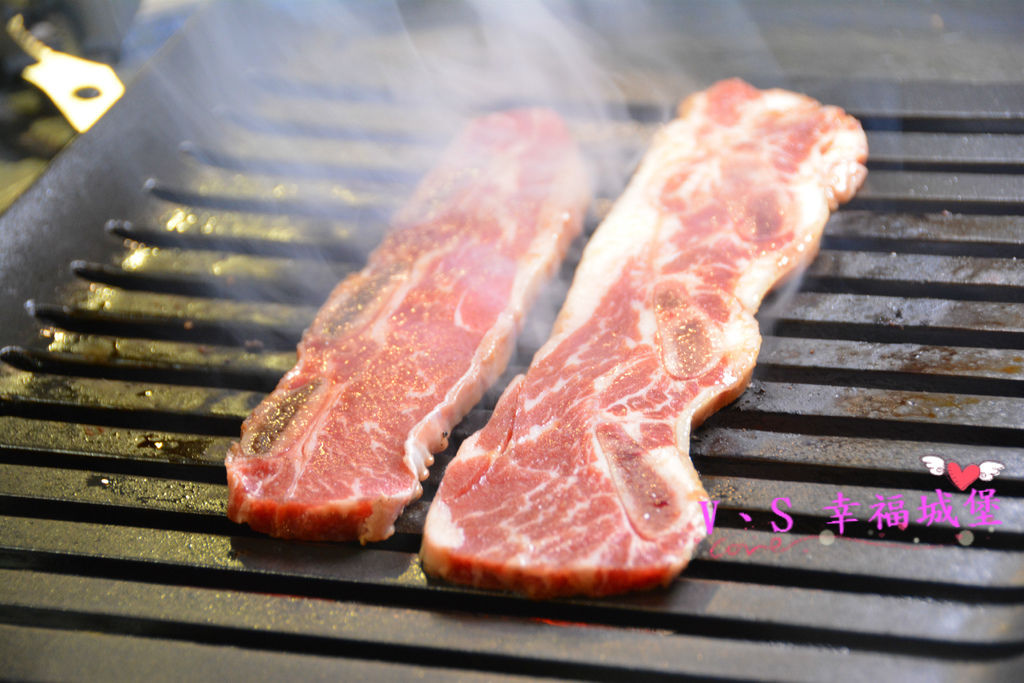 【台北美食】國父紀念館燒肉  燒桶子韓風立燒 ~ 讓你動口不