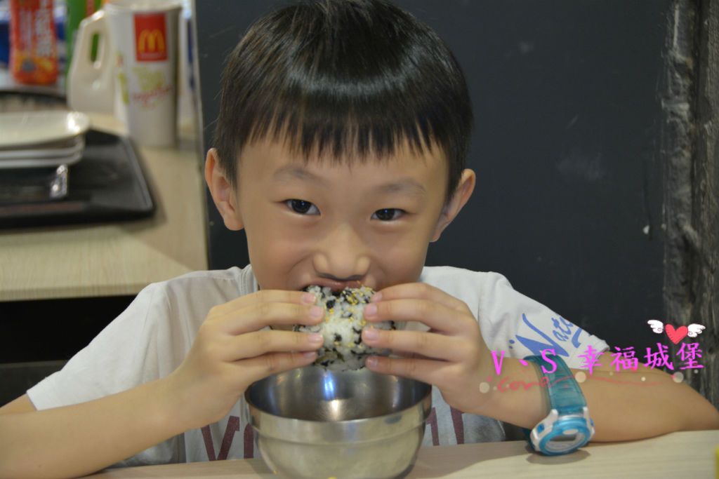 【台北美食】國父紀念館燒肉  燒桶子韓風立燒 ~ 讓你動口不