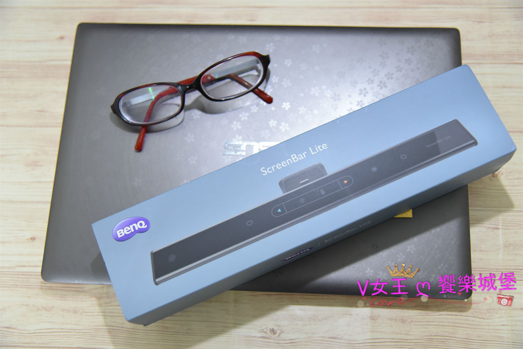 【筆電智能掛燈推薦】BenQ WiT ScreenBar L