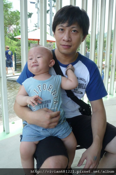 P1090228~1.jpg