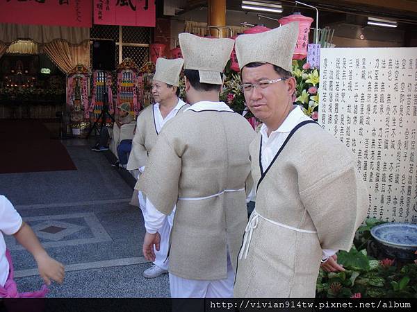 江家族翻拍照+婆圓滿 (182).JPG