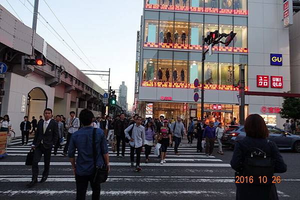 105.10.26東京自助第四天-東京車站.新宿.秋葉原 (155).JPG