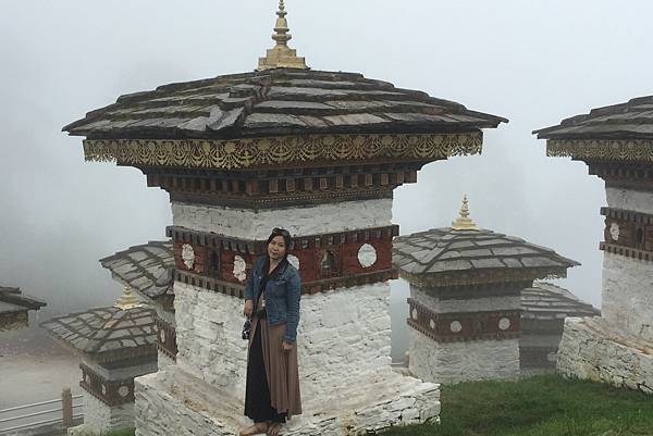 1040825-14.108 Druk Wangyal Chorten.JPG