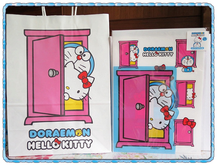 DORAEMON X HELLO KITTY Vivian DORAEMON X HELLO KITTY Vivian