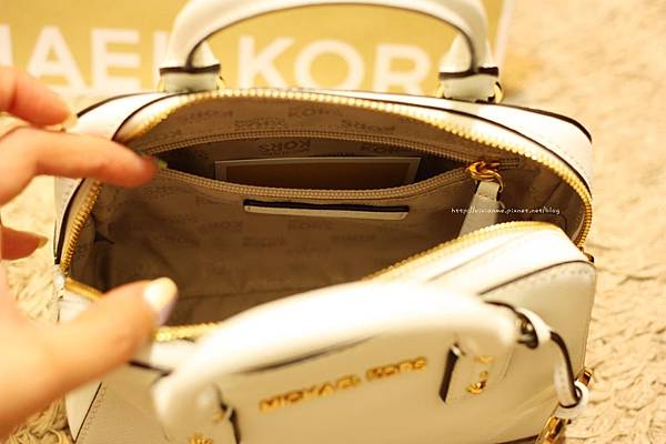 MICHAEL KORS SAFFIANO