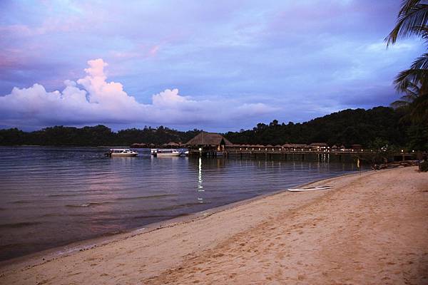 Gaya island resort