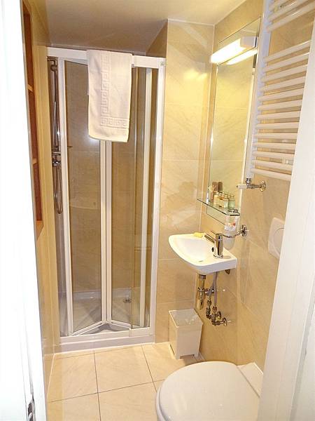 Studios2let serviced apartments cartwright gardens Studios2let serviced apartments cartwright gardens