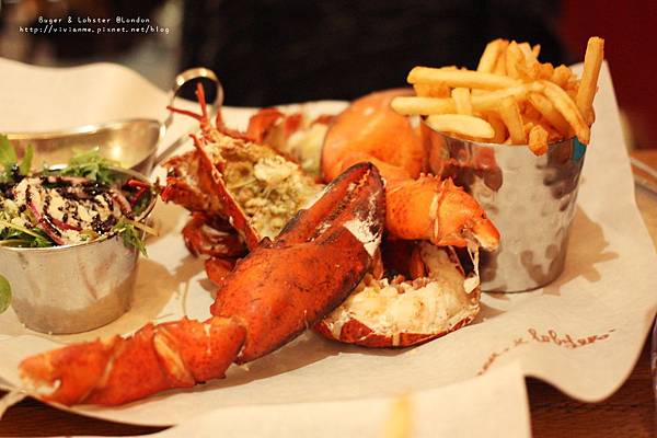 Burger & Lobster