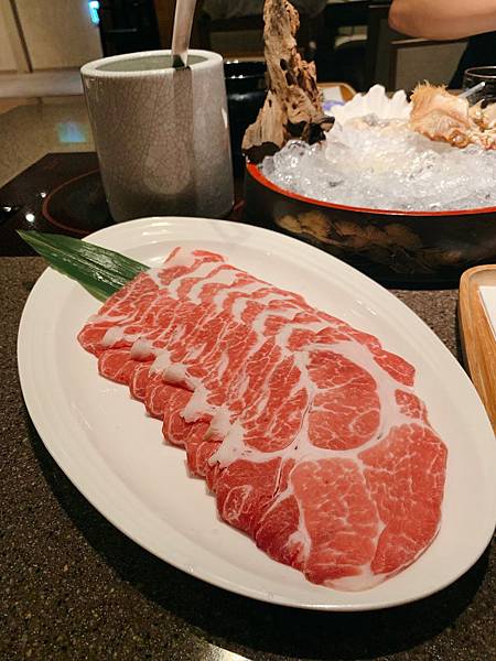 大地酒店 月兒彎彎shabu shabu