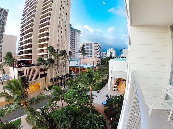 alohilani resort waikiki beach